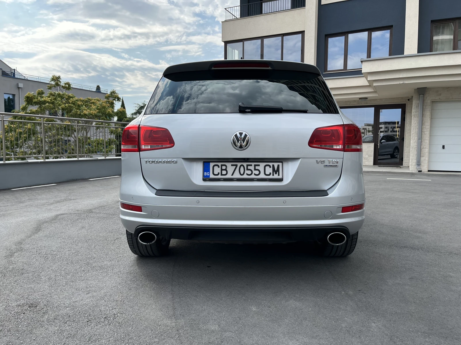 VW Touareg, снимка 5 - Автомобили и джипове - 56234211