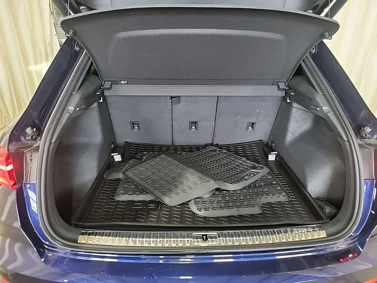 Audi Q3 45 Tfsi Quattro Technik / CARFAX , снимка 6 - Автомобили и джипове - 56738300