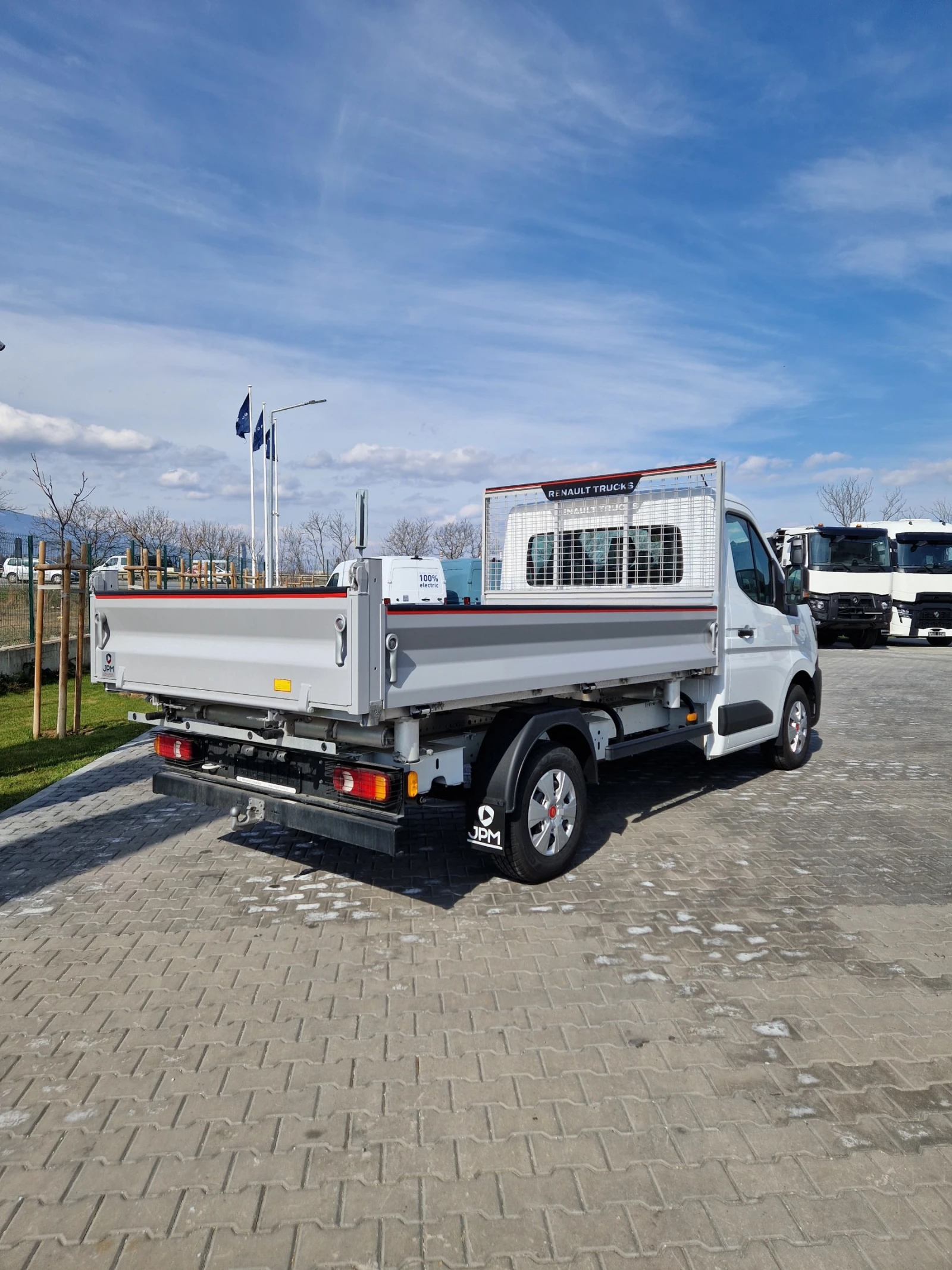Renault Master RED EDITION * САМОСВАЛ* * 3-СТРАННО РАЗТОВАРВАНЕ* , снимка 4 - Бусове и автобуси - 53987302