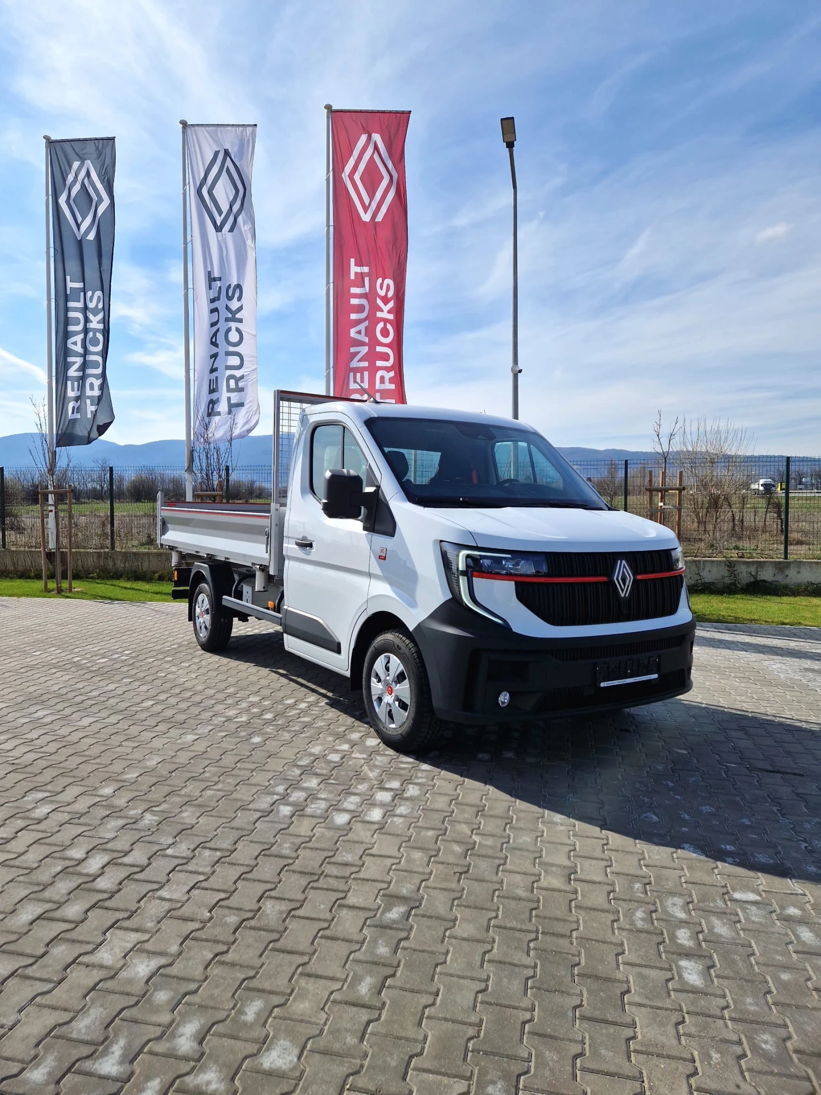 Renault Master RED EDITION * САМОСВАЛ* * 3-СТРАННО РАЗТОВАРВАНЕ* , снимка 3 - Бусове и автобуси - 53987302