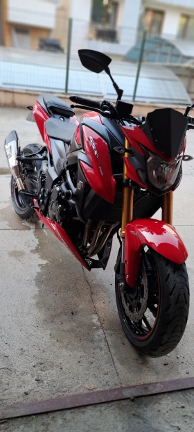 ������ Suzuki Gsx