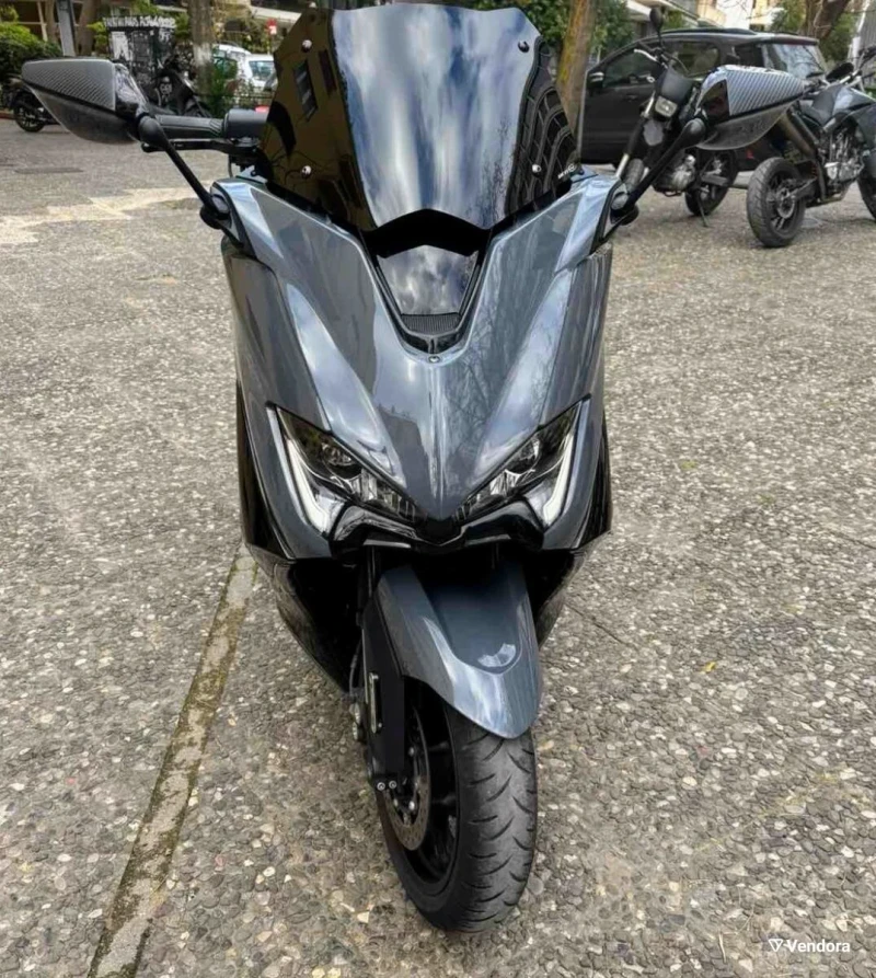 Yamaha T-max