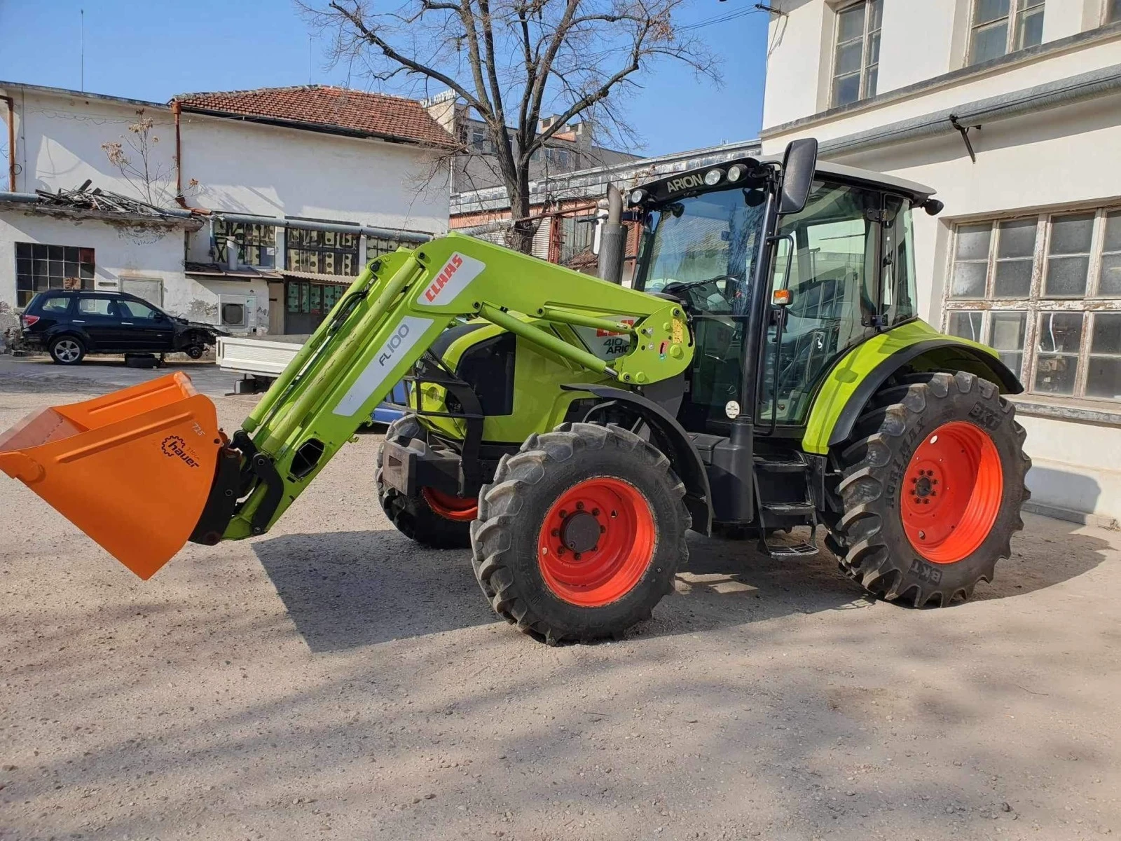 Трактор Claas ARION 410, снимка 1