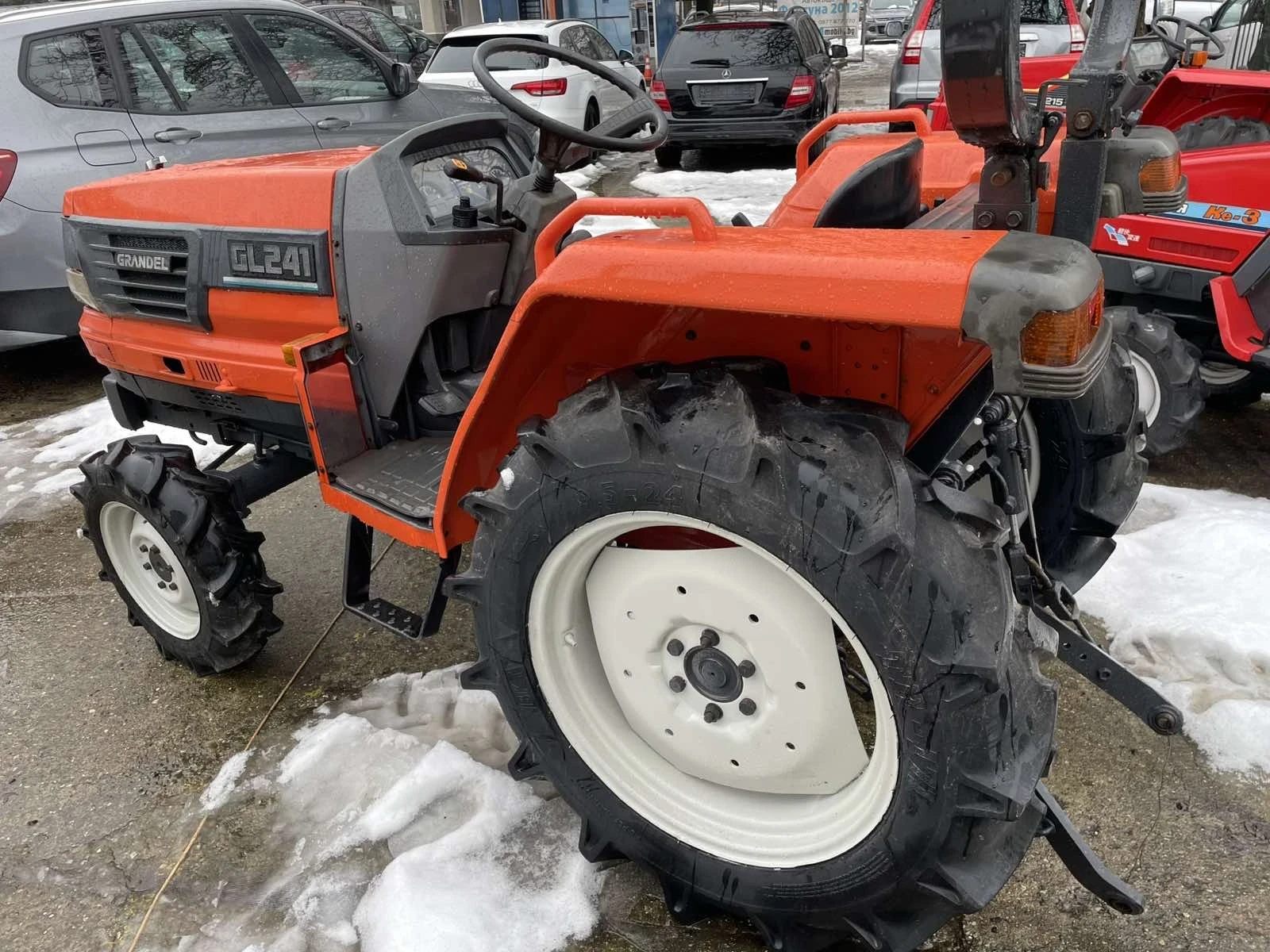 Трактор Kubota GL241 - изображение 3
