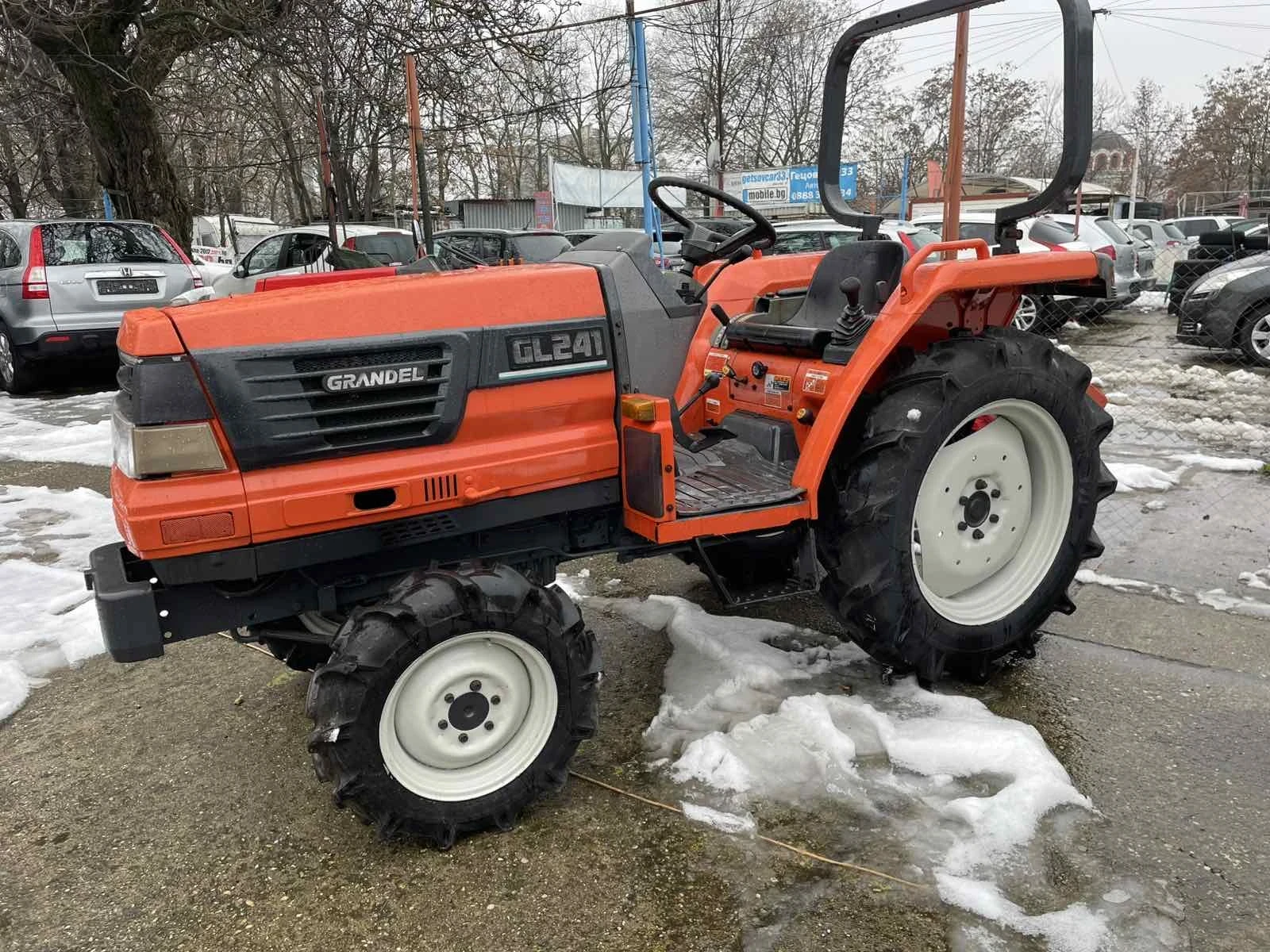 Трактор Kubota GL241 - изображение 2