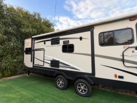 Каравана Coachmen Freedom Express 322 RLDS, снимка 6