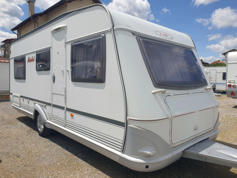 Каравана LMC 500 , снимка 4 - Каравани и кемпери - 50317904