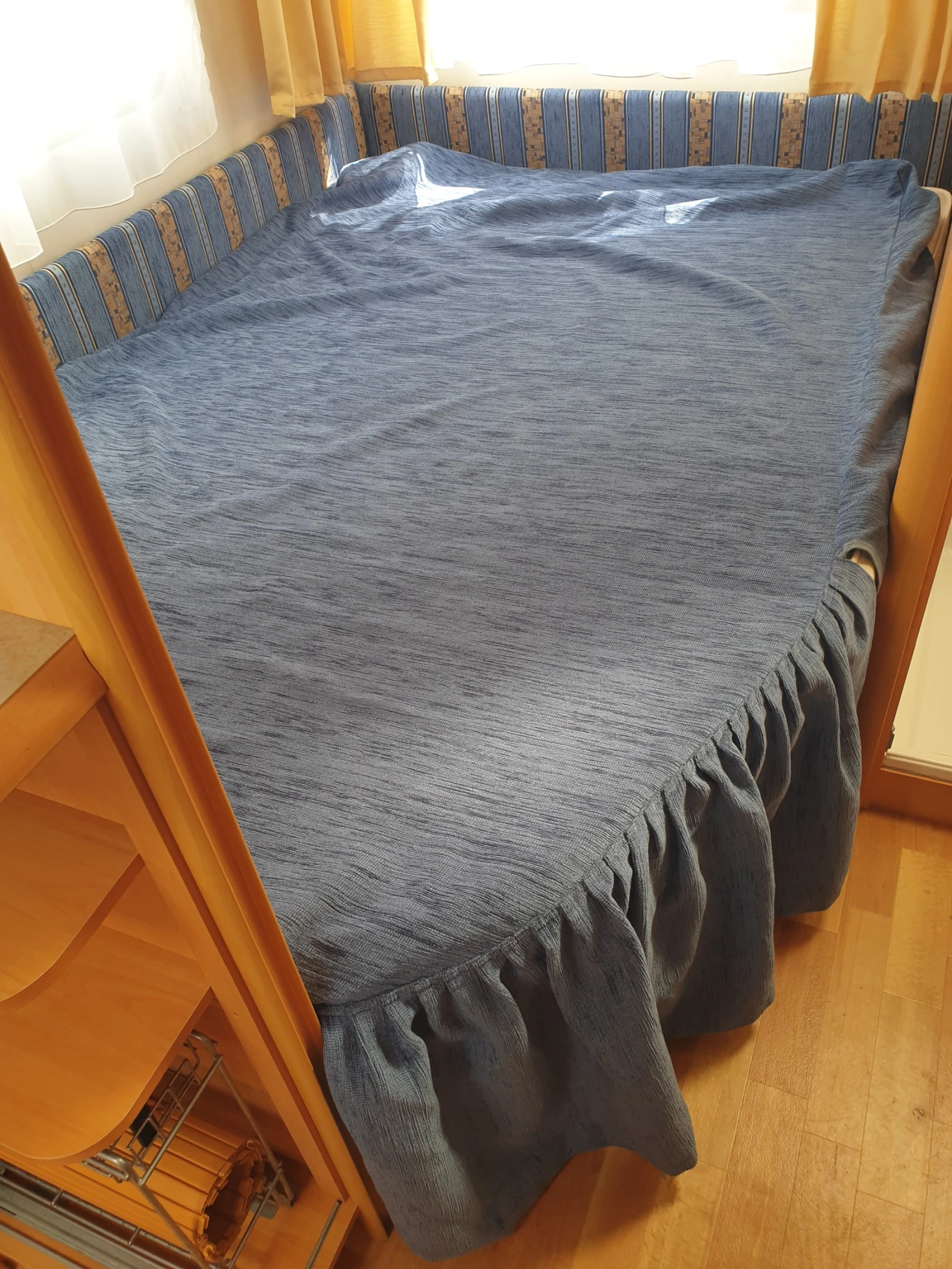  LMC 500  | Mobile.bg   11