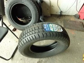 Гуми Всесезонни 235/70R16, снимка 9