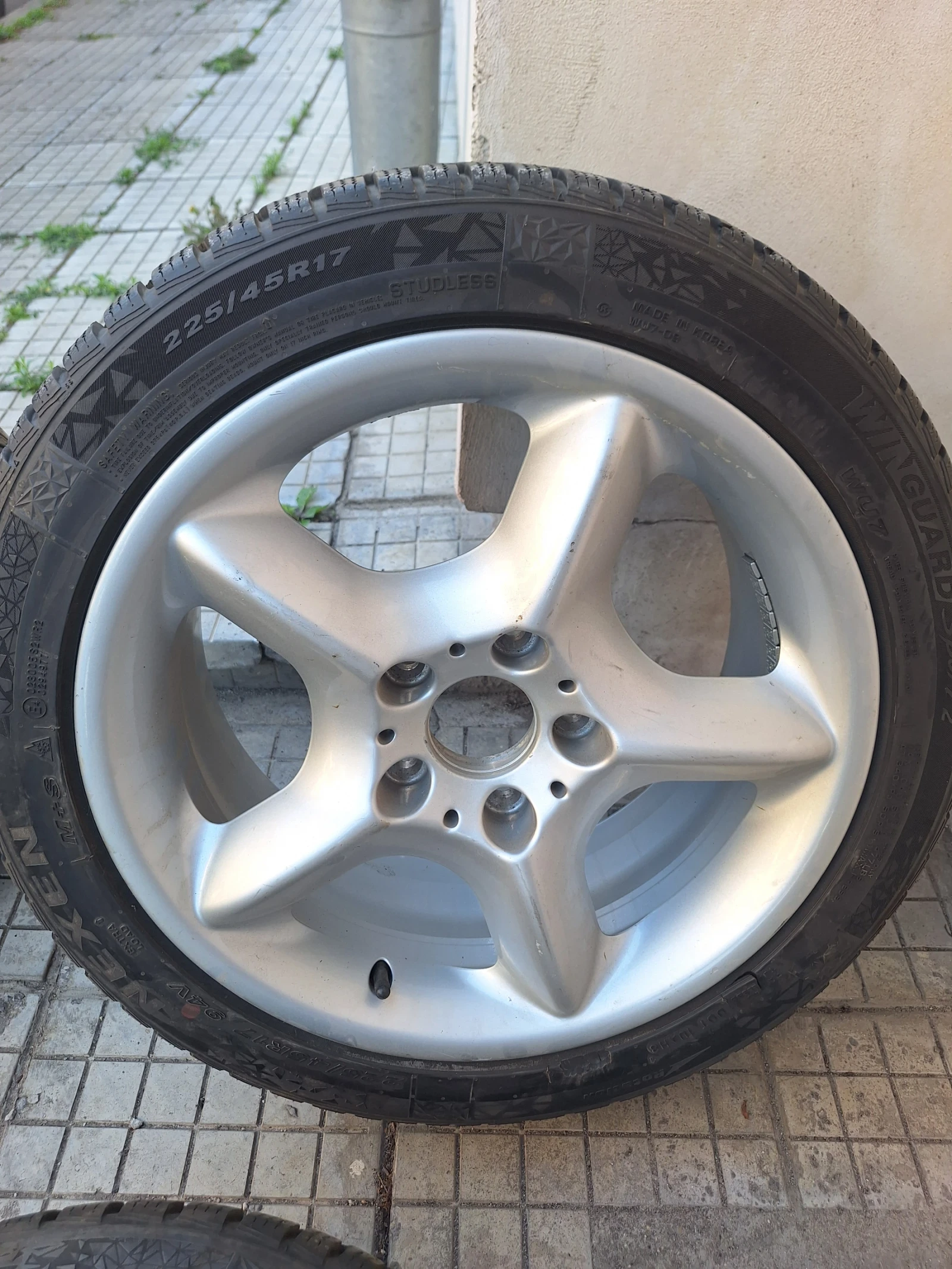 ���� � ������ 225/45R17 | Mobile.bg � ����������� 4