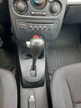 Renault Clio 1.6, снимка 10