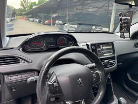 Peugeot 208 1.2i (климатик), снимка 5