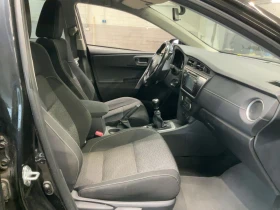 Toyota Auris 2.0 Дизел, снимка 7
