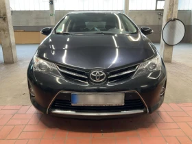 Toyota Auris 2.0 Дизел, снимка 3
