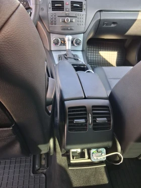 Mercedes-Benz C 200, снимка 12