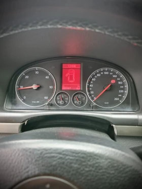 VW Touran 2.0 TDI BMM 8 клапана - 3350 € / 6552.03 лв. - 57179582 14