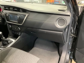 Toyota Auris 2.0 ����� | Mobile.bg � ����� ������ 6
