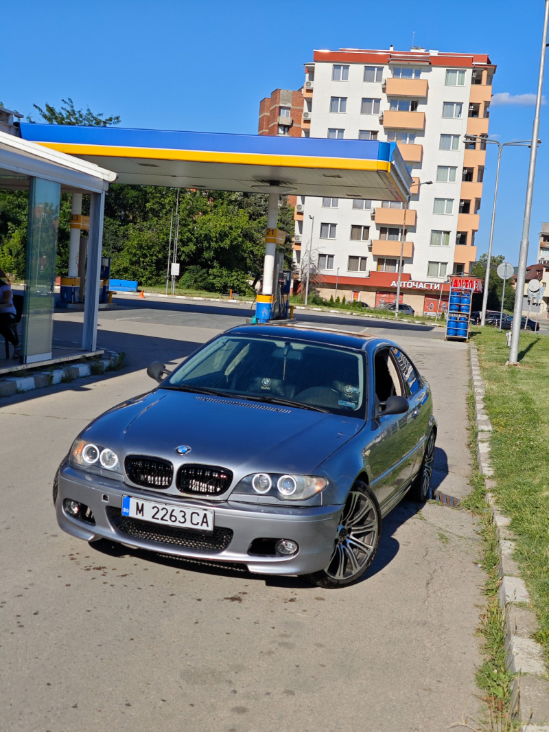 BMW 320, снимка 1 - Автомобили и джипове - 46459905