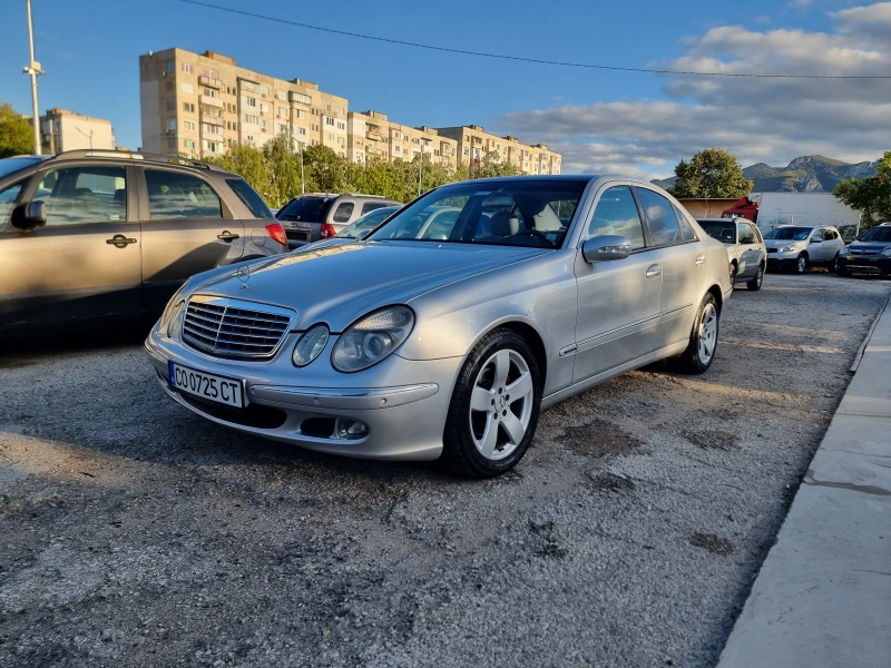 Mercedes-Benz E 220 2.2CDI , снимка 3 - Автомобили и джипове - 47417457