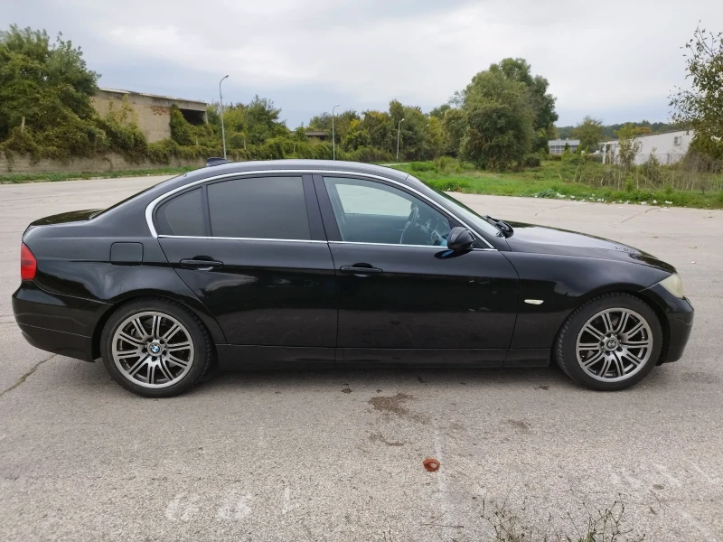 BMW 330, снимка 3 - Автомобили и джипове - 47530243