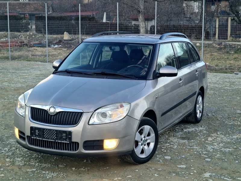 Skoda Fabia 1.6MPI* NAVI в Автомобили и джипове в гр. Велико Търново