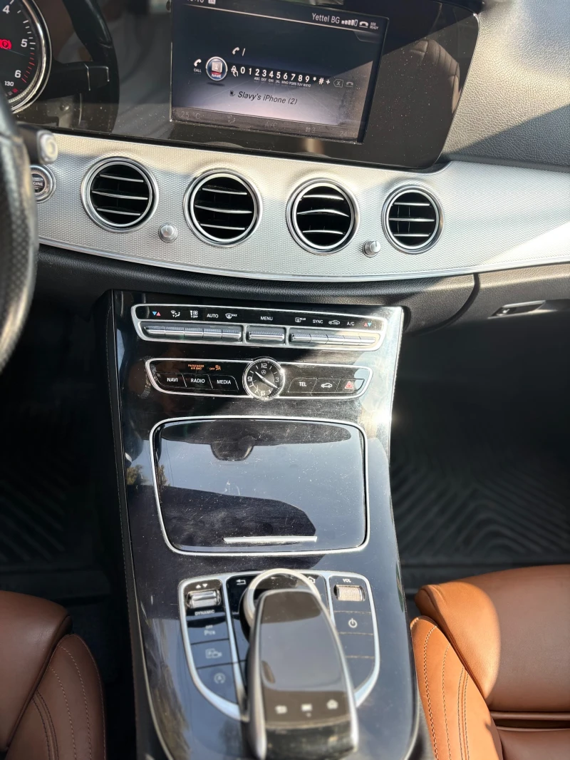 Mercedes-Benz E 220, снимка 9 - Автомобили и джипове - 51437037