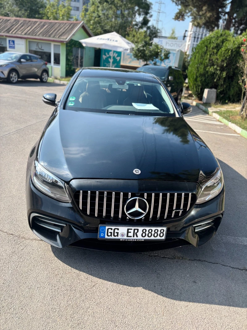 Mercedes-Benz E 220, снимка 5 - Автомобили и джипове - 51437037