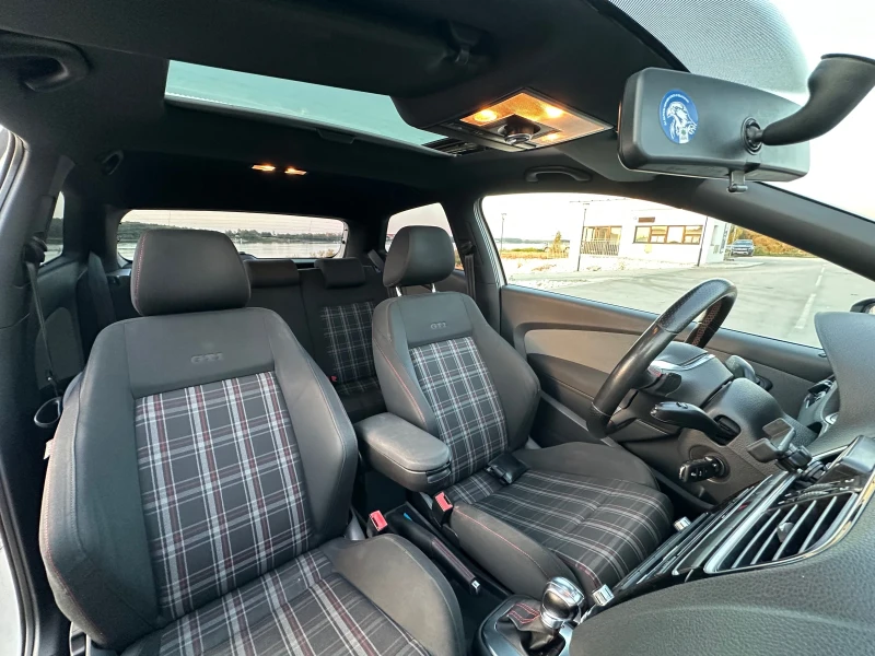 VW Polo GTI, снимка 15 - Автомобили и джипове - 52465660