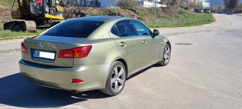 Lexus IS 220d 2.2, снимка 3 - Автомобили и джипове - 52696900