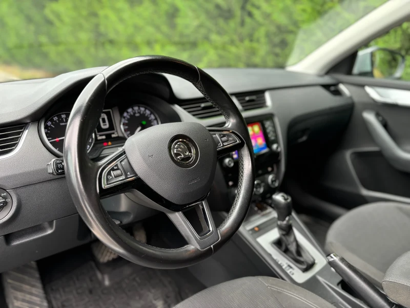 Skoda Octavia 2.0tdi 150hp, снимка 8 - Автомобили и джипове - 52927952