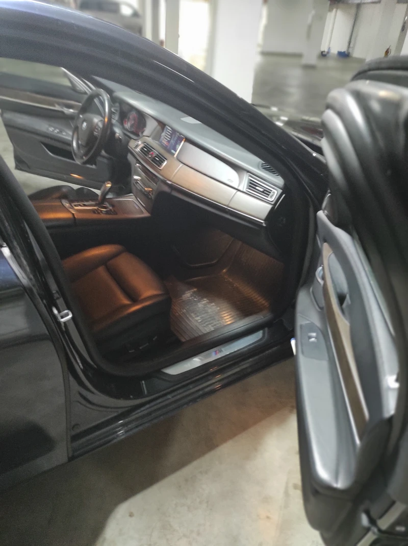 BMW 740 xDrive, снимка 7 - Автомобили и джипове - 53496520