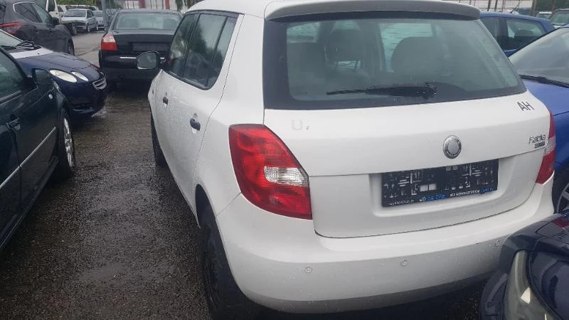 Skoda Fabia 1.4 TDI, снимка 12 - Автомобили и джипове - 40838844