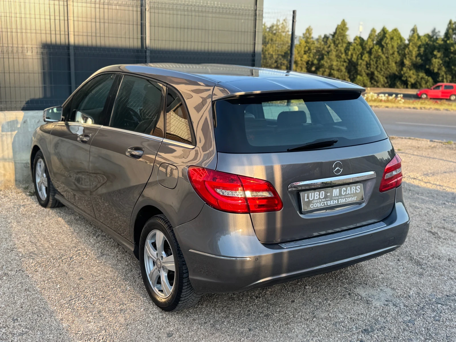 Mercedes-Benz B 180 122* LED* Автоматик* Кожа* ТОП*  - изображение 6