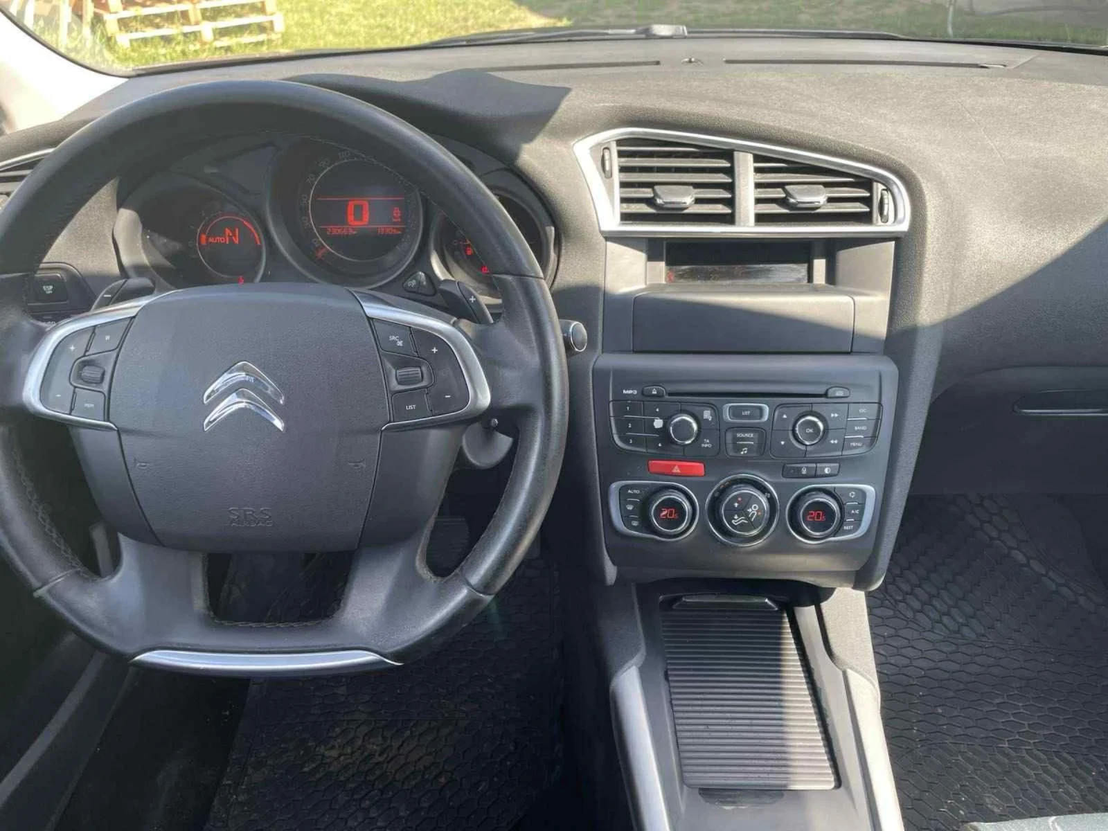 Citroen C4 1.6Е-HDI - изображение 7