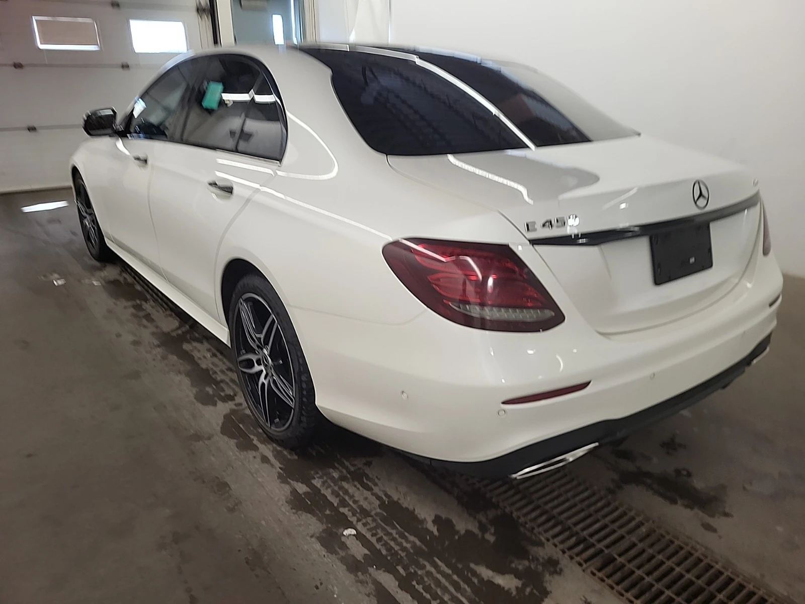 Mercedes-Benz E 450 * ЦЕНА ДО БЪЛГАРИЯ* (CARFAX) - изображение 4