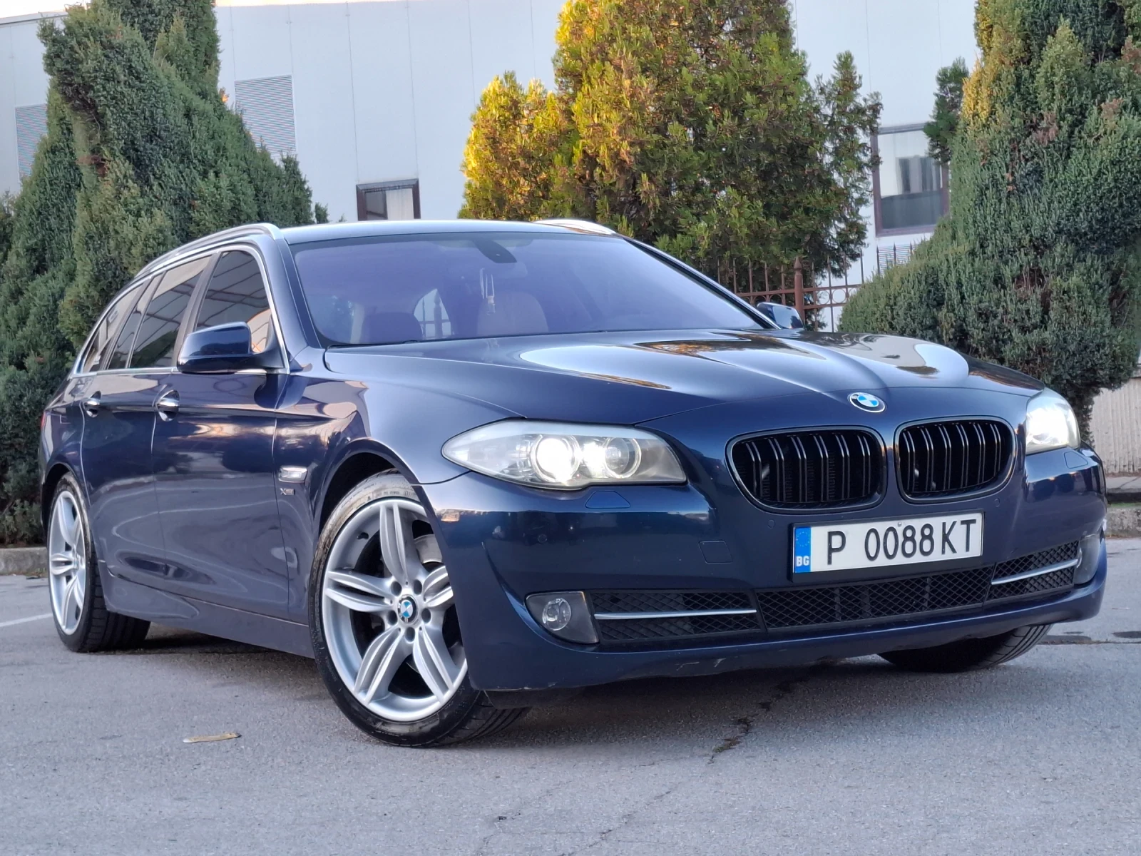 BMW 530 3.0D 265hp * КЛИМАТРОНИК * КОЖА * EURO 5 * NAVI *  - изображение 2