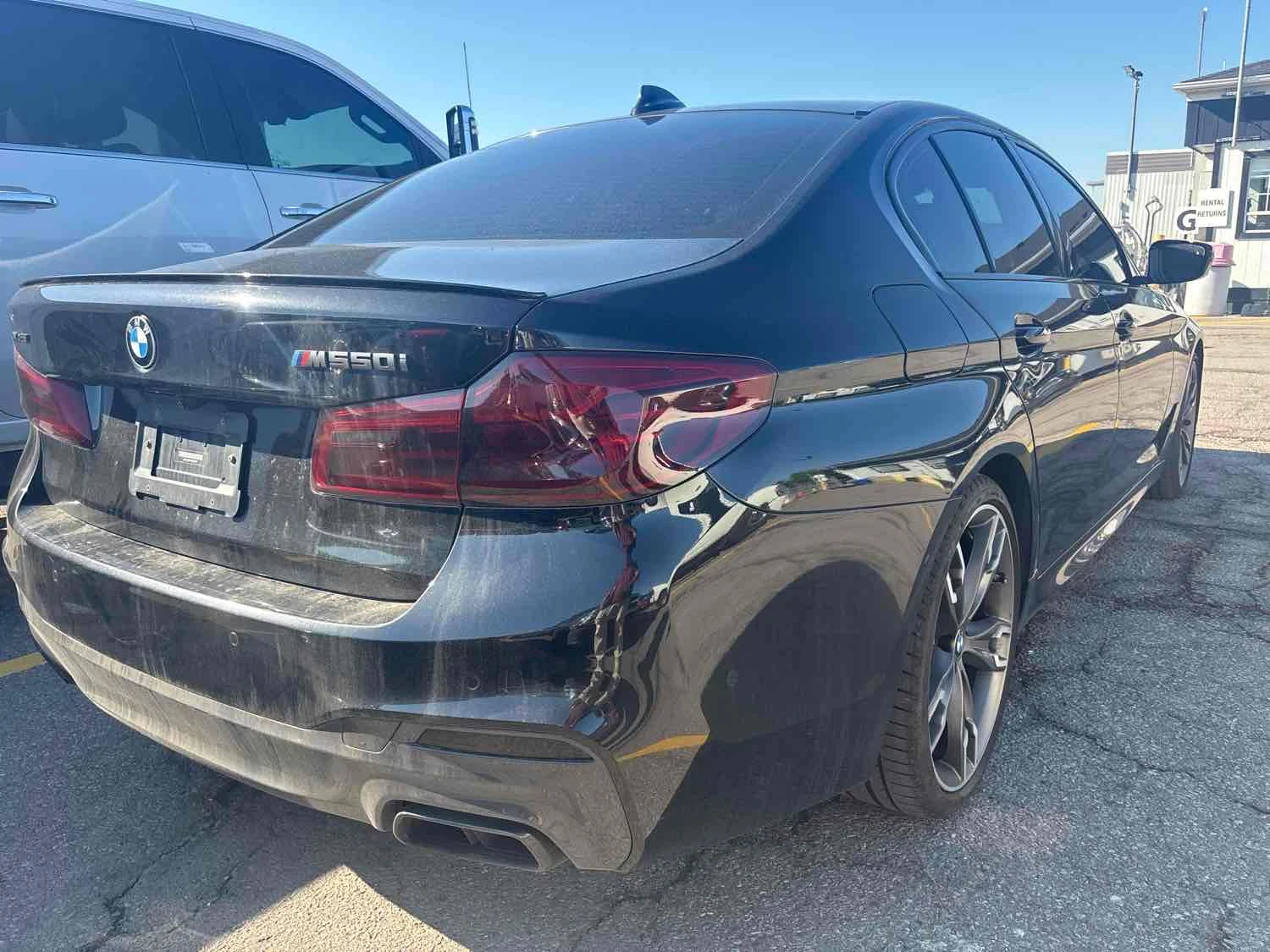 BMW 550 M550 * CARFAX *    | Mobile.bg   5