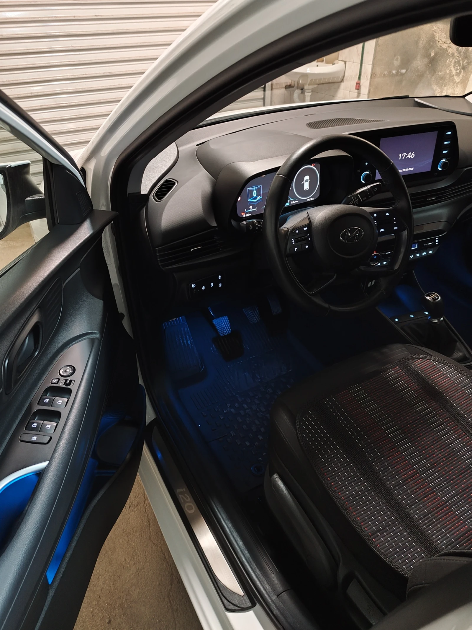 Hyundai I10, снимка 6 - Автомобили и джипове - 53664598