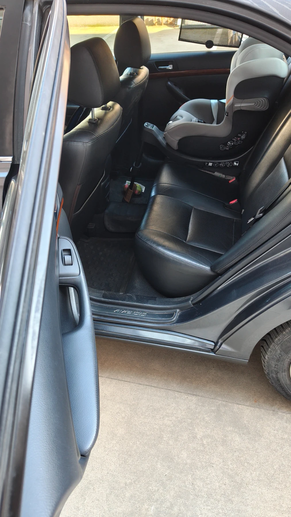 Toyota Avensis, снимка 7 - Автомобили и джипове - 53855238