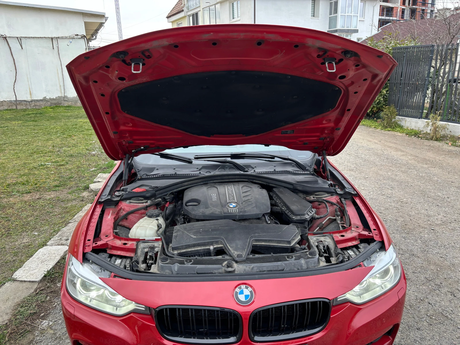 BMW 320 D xdrive, снимка 14 - Автомобили и джипове - 53938552