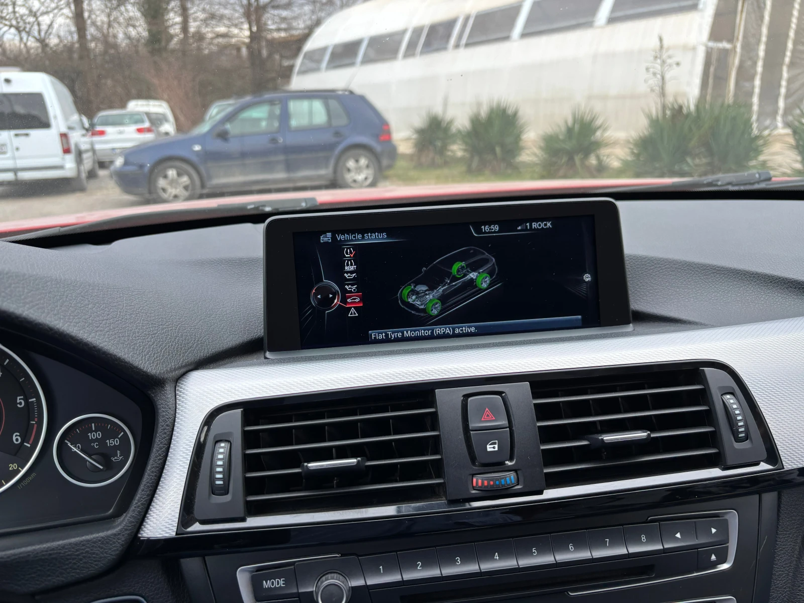 BMW 320 D xdrive, снимка 17 - Автомобили и джипове - 53938552