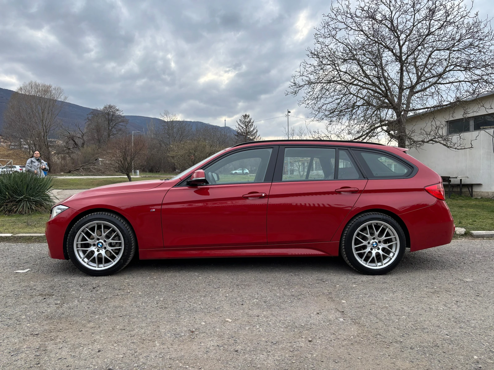 BMW 320 D xdrive, снимка 2 - Автомобили и джипове - 53938552
