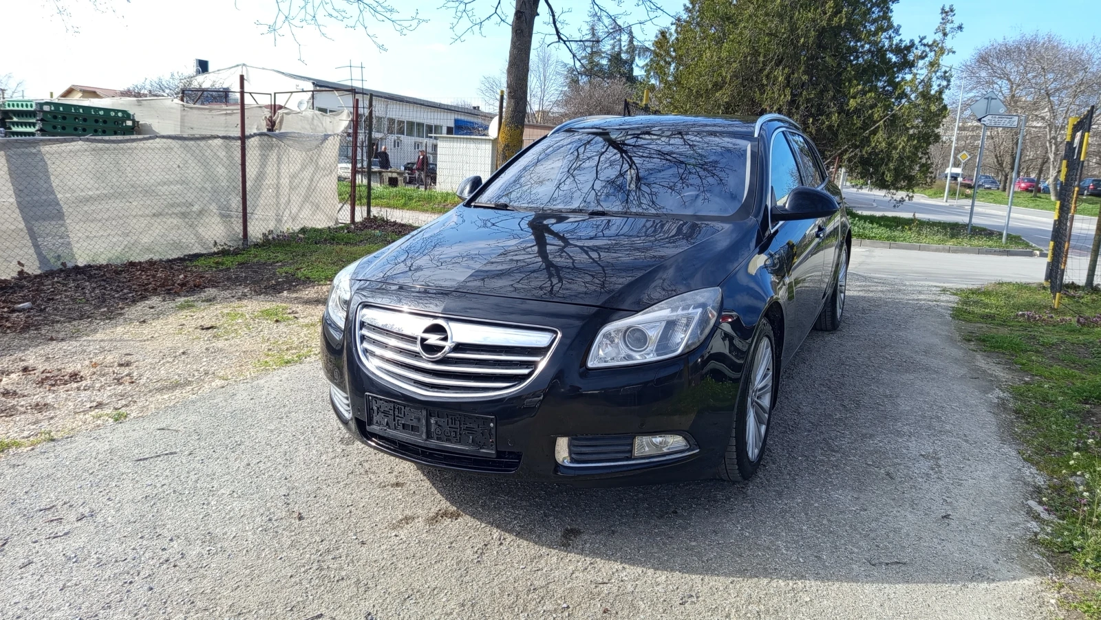 Opel Insignia 2.0CDTI 131 PS NAVI СТАРИЯ МОТОР XENON, снимка 2 - Автомобили и джипове - 54061418