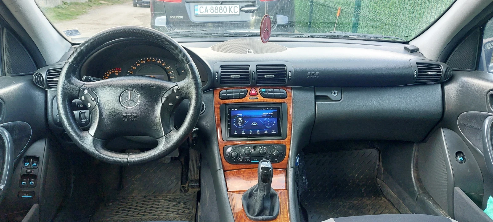 Mercedes-Benz C 180 2.0, снимка 6 - Автомобили и джипове - 54459266