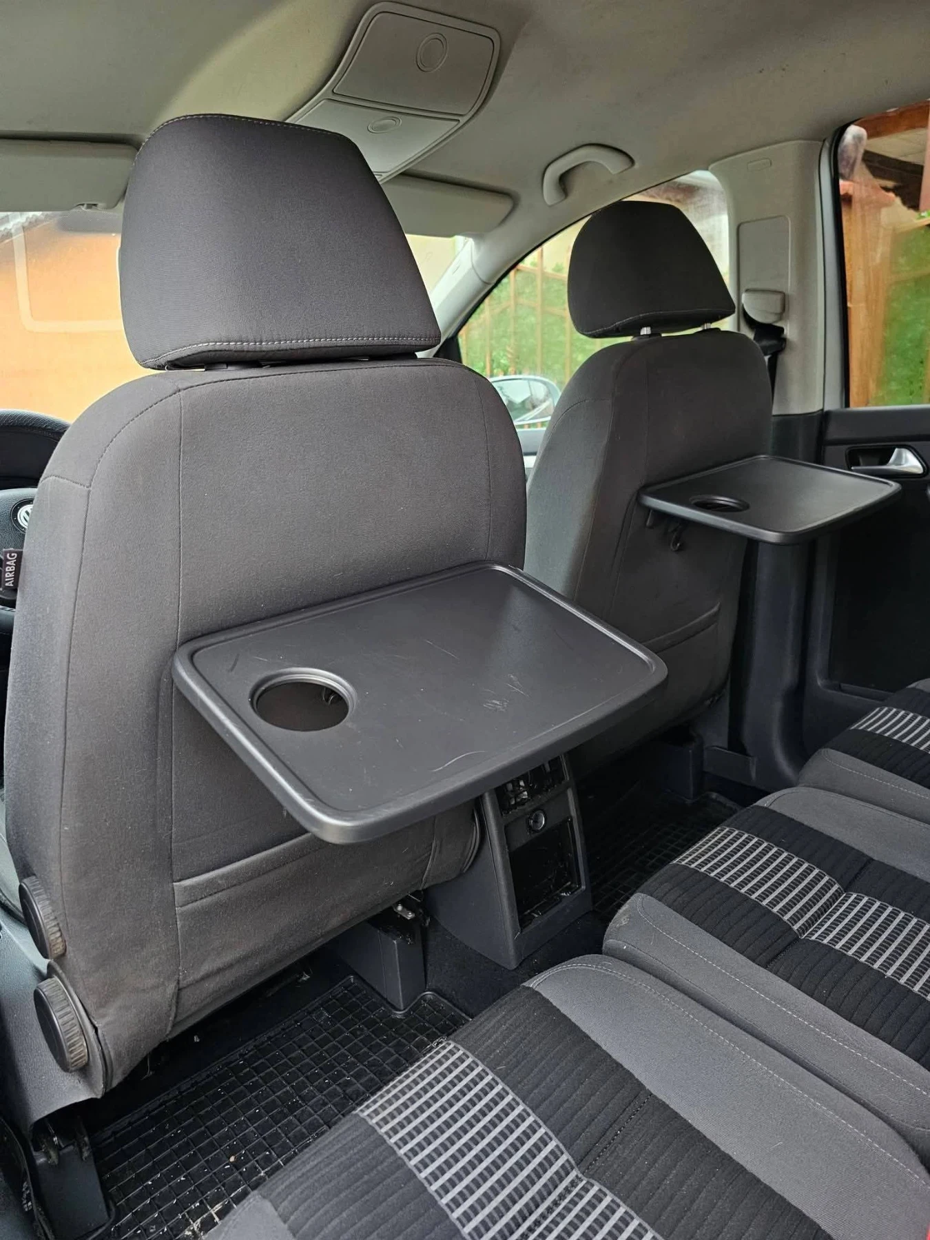 VW Touran Limited Edition United, снимка 6 - Автомобили и джипове - 54344942