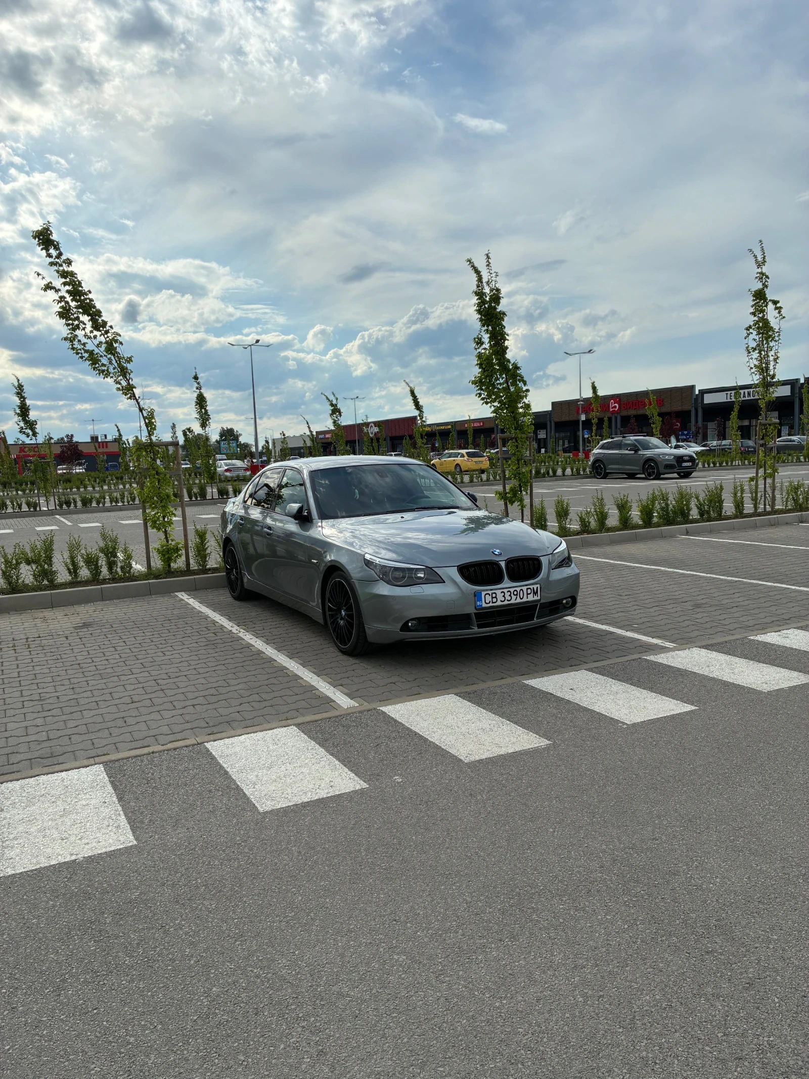 BMW 523, снимка 2 - Автомобили и джипове - 54566958