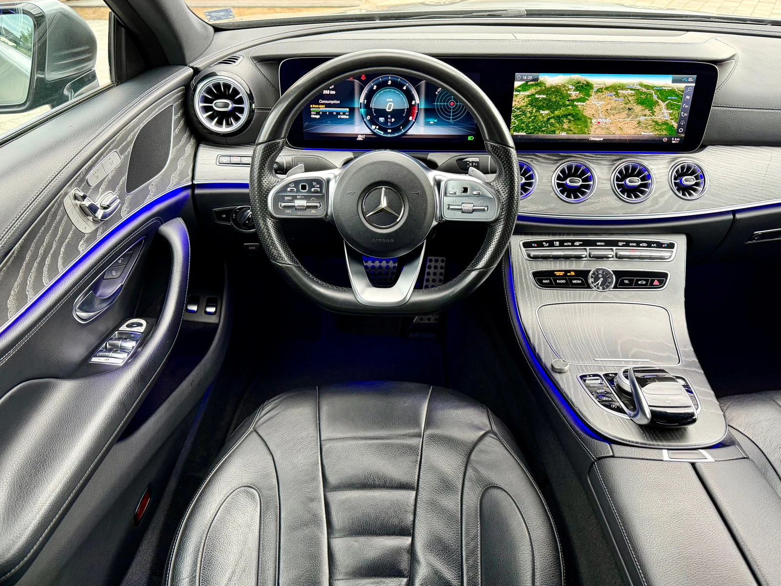 Mercedes-Benz CLS 350 AMG 4-Matic NOV, снимка 9 - Автомобили и джипове - 54577658