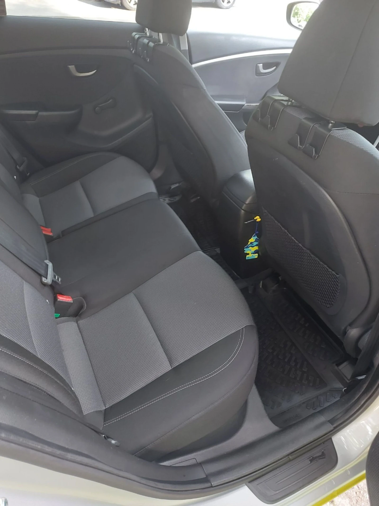 Hyundai I30 Hyundai I30 1.4 99к.с.Газ-Бензин, снимка 11 - Автомобили и джипове - 54962091