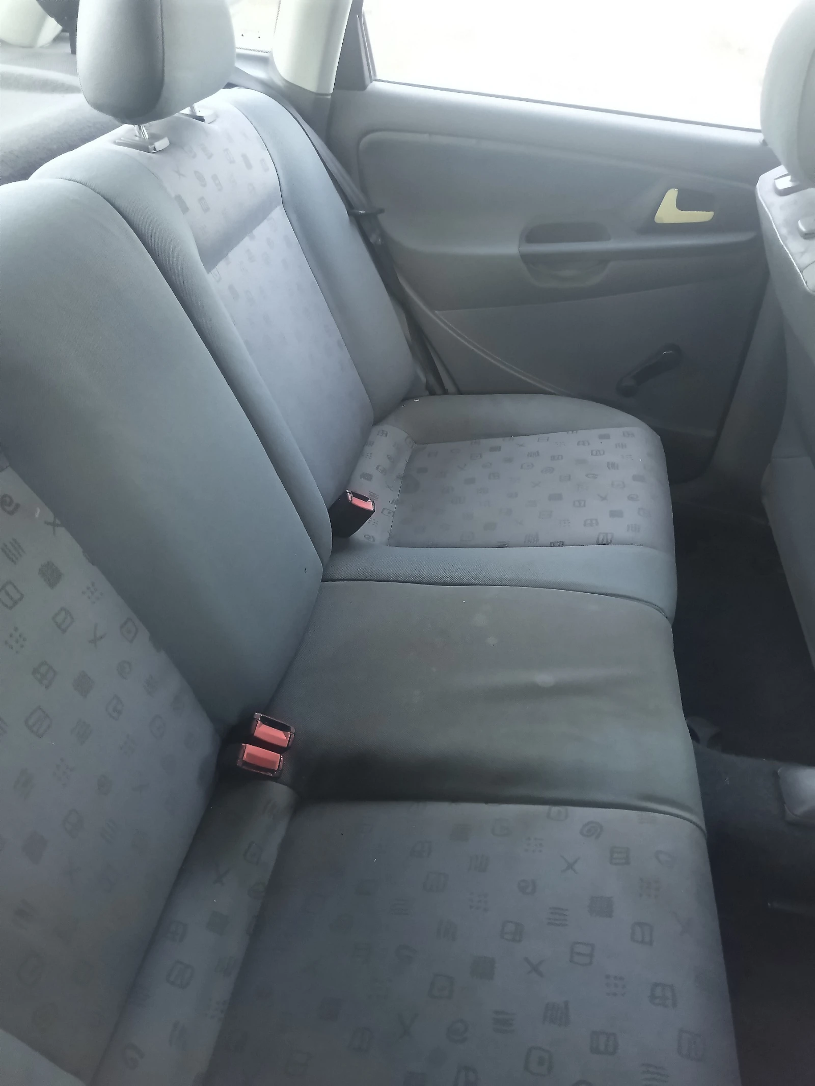 Seat Ibiza 1.9d, снимка 5 - Автомобили и джипове - 54974432