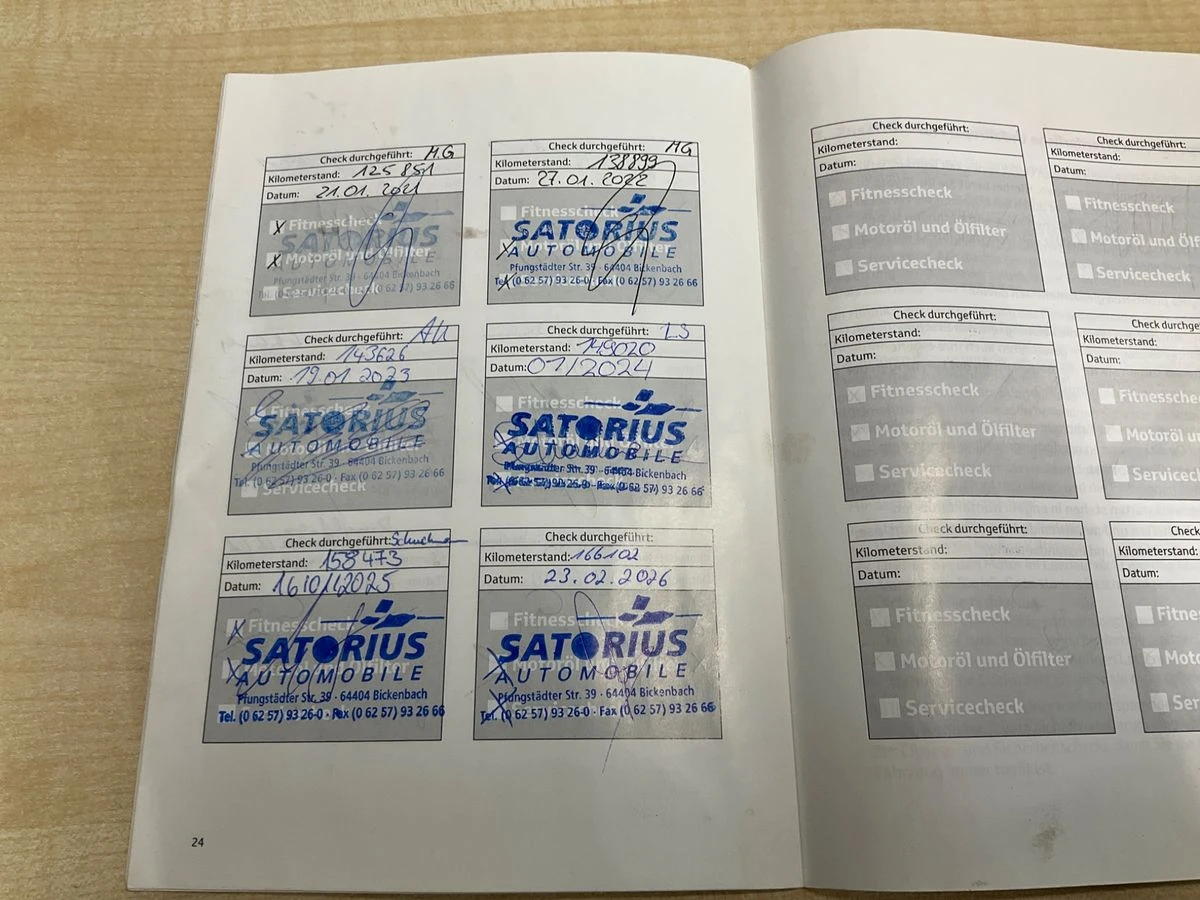 Toyota Auris 2.0 Дизел, снимка 9 - Автомобили и джипове - 55231688